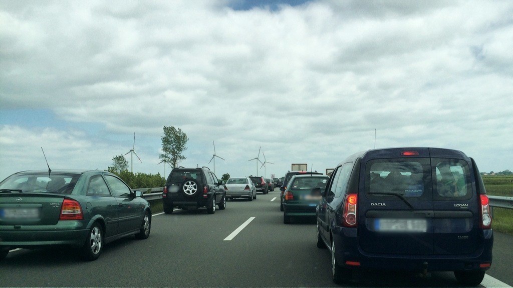 Stau vor dem Emstunnel